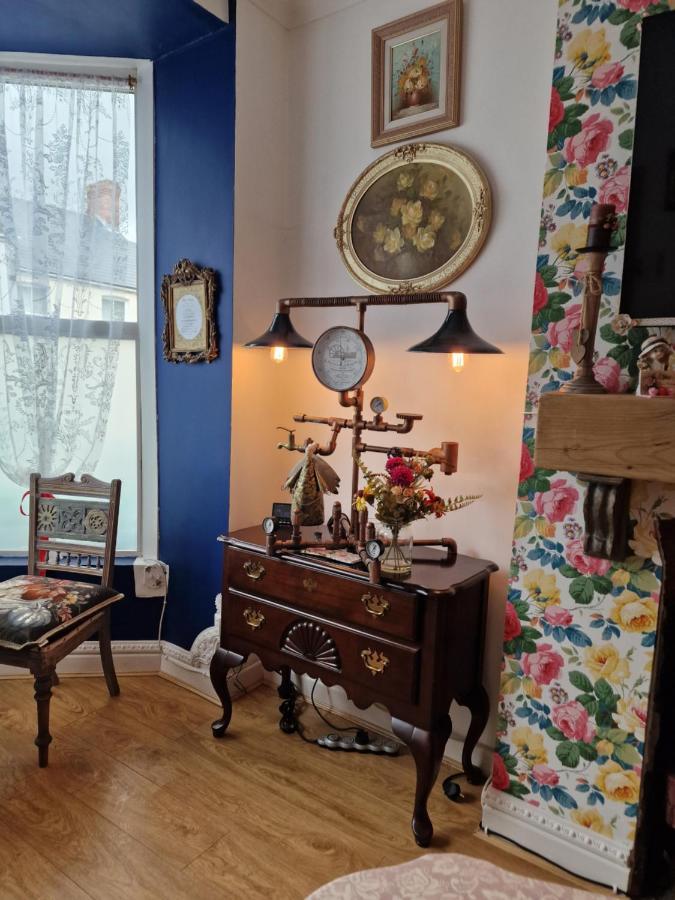Town Cottage Ground Floor Appartment Bridgend  Kültér fotó