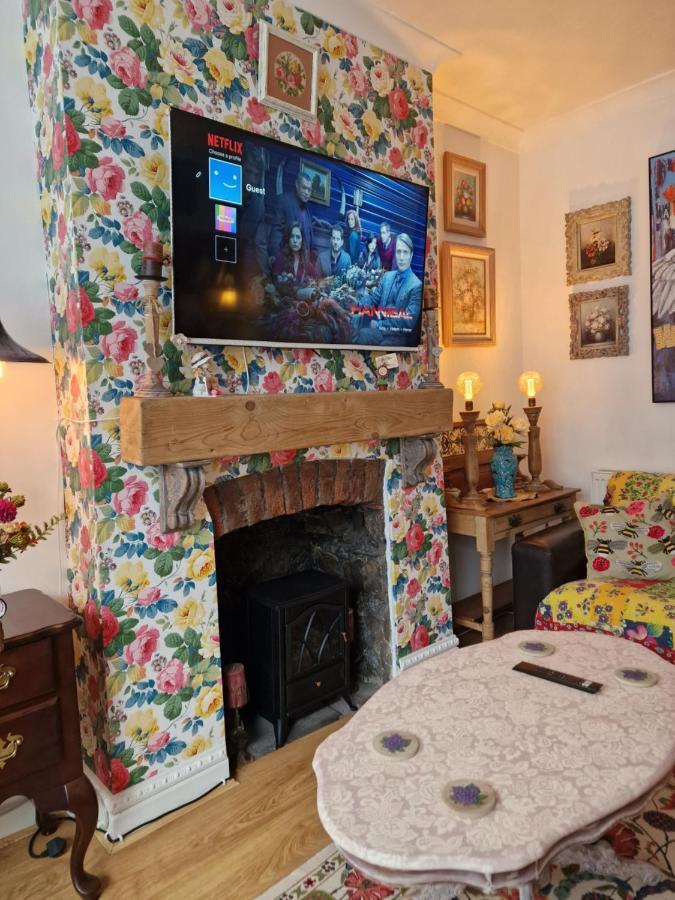 Town Cottage Ground Floor Appartment Bridgend  Kültér fotó